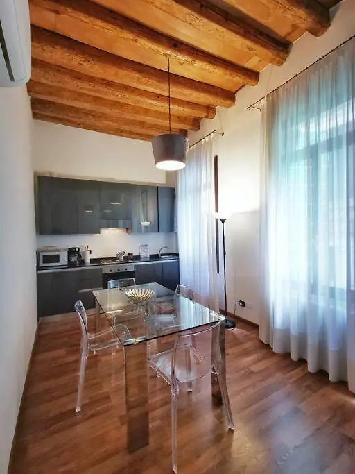 Apartment Lovely San Stae Venice
